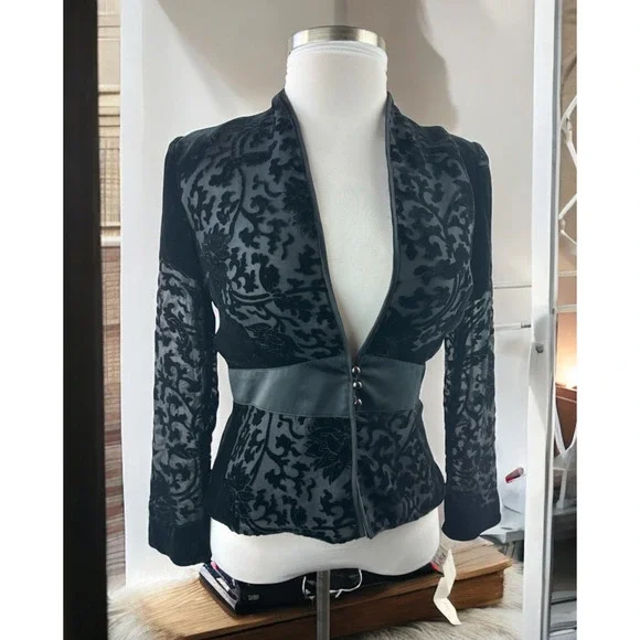 NWT Vintage Ever Beauty Jacket Black Velvet Size 10 Whimsigoth Dark Romantic - Picture 1 of 16